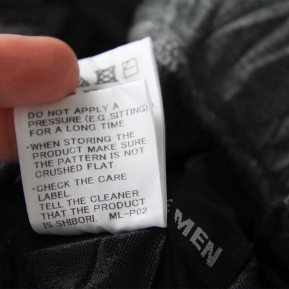 Issey Miyake Crinkled Polyester Drawstring Rib Cuff Joggers 1 - Picture 8 of 8